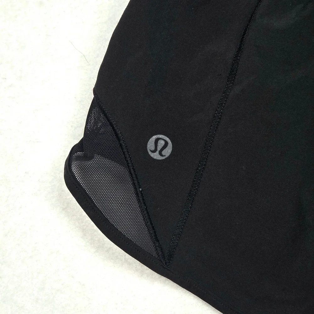 Lululemon Hotty Hot Shorts Women 6 Black Low Rise 3.5